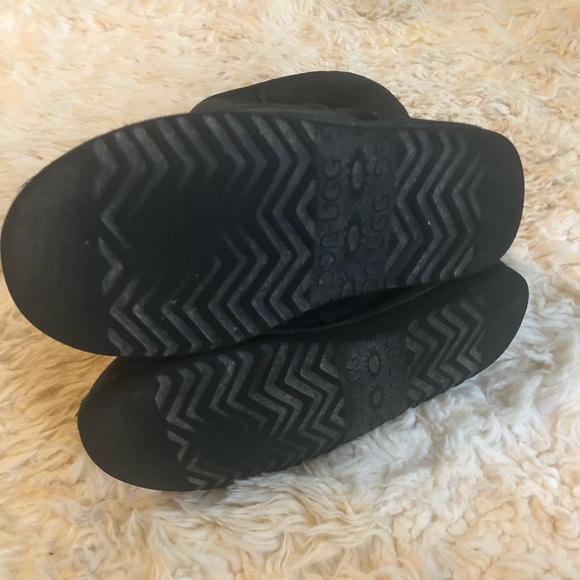 UGG SHORT BOOTS - Picture 6 of 7